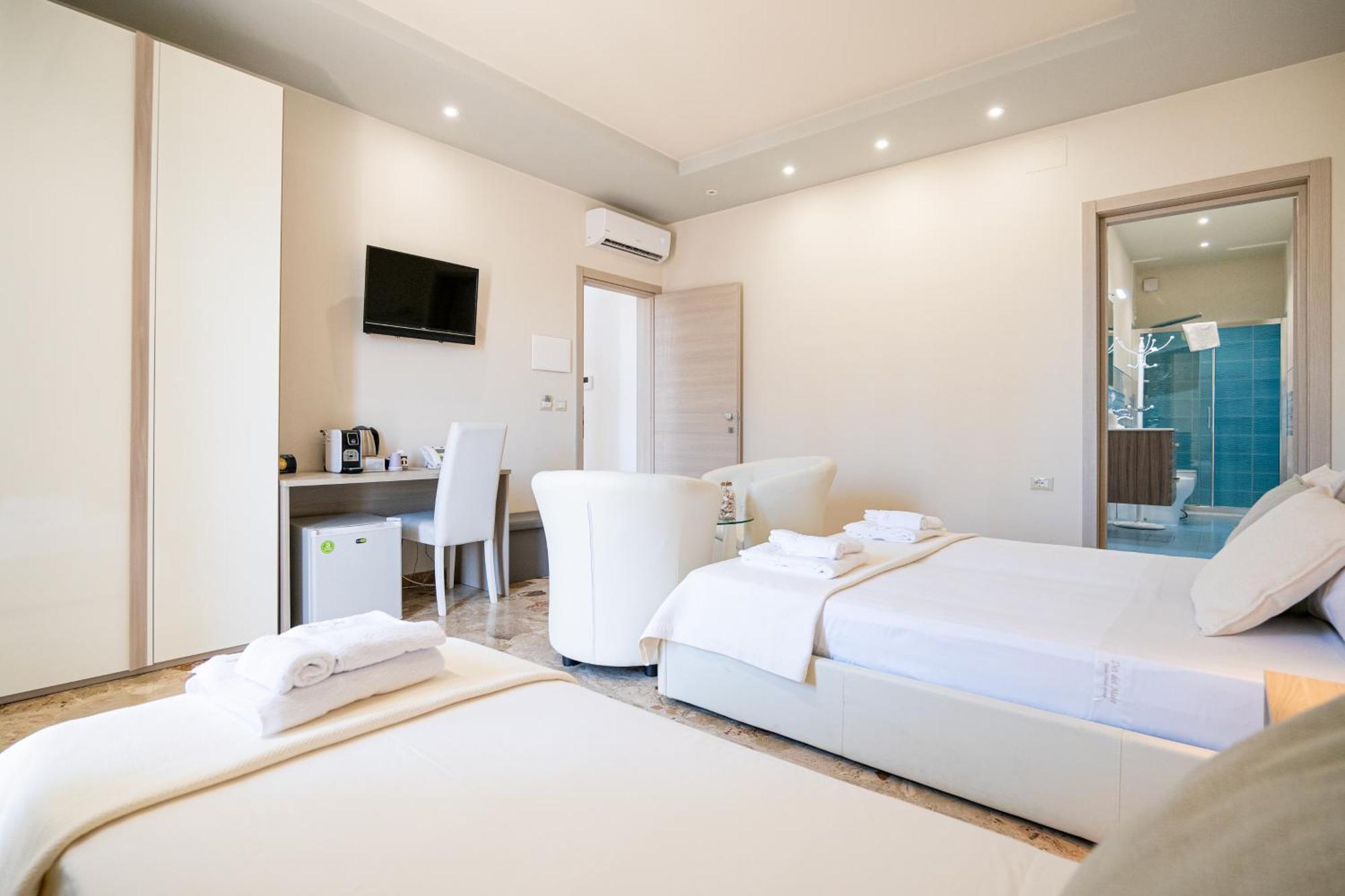 Dei Del Mare Extra Luxury Bed & Breakfast กัลลีโปลี ภายนอก รูปภาพ
